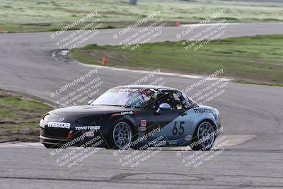 media/Feb-24-2024-CalClub SCCA (Sat) [[de4c0b3948]]/Group 1/Qualifying (Off Ramp)/